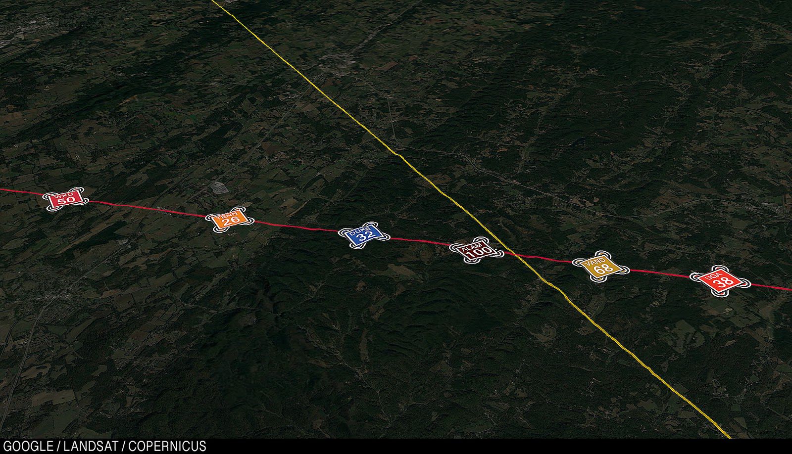 Сотни игроков от разных университетов собираются на перекрёстке УЗК и Технологического.