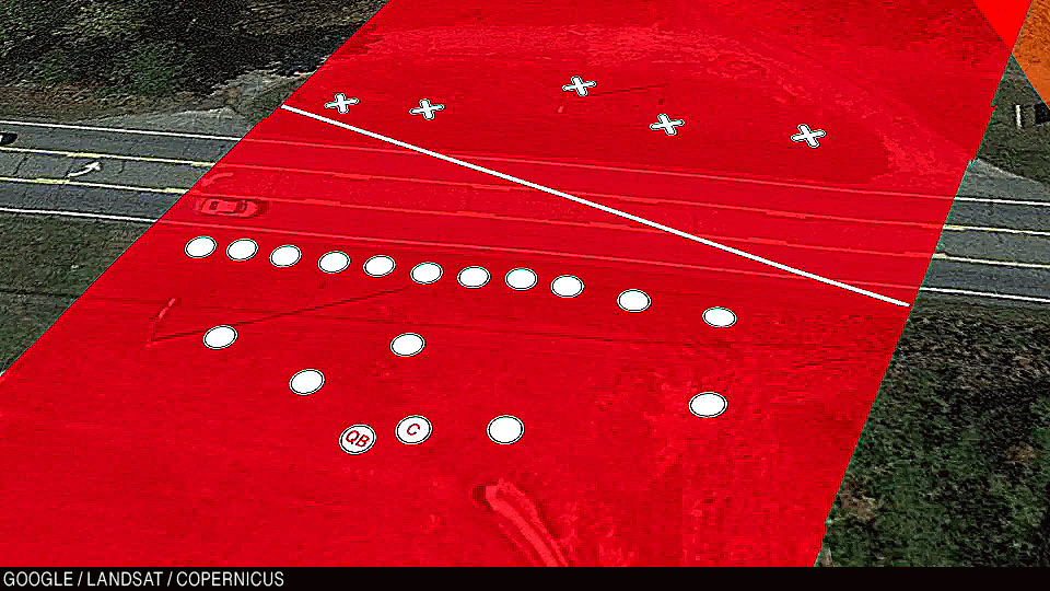 Анимация: квотербек смещается к переднему краю линии, ближе к дороге.